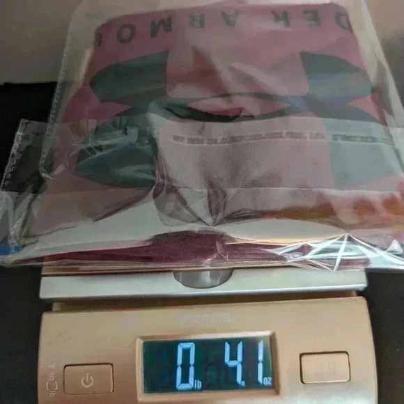 Women's Under Armor Size Small Classic Tee Big Logo Front - Picture 8 of 8